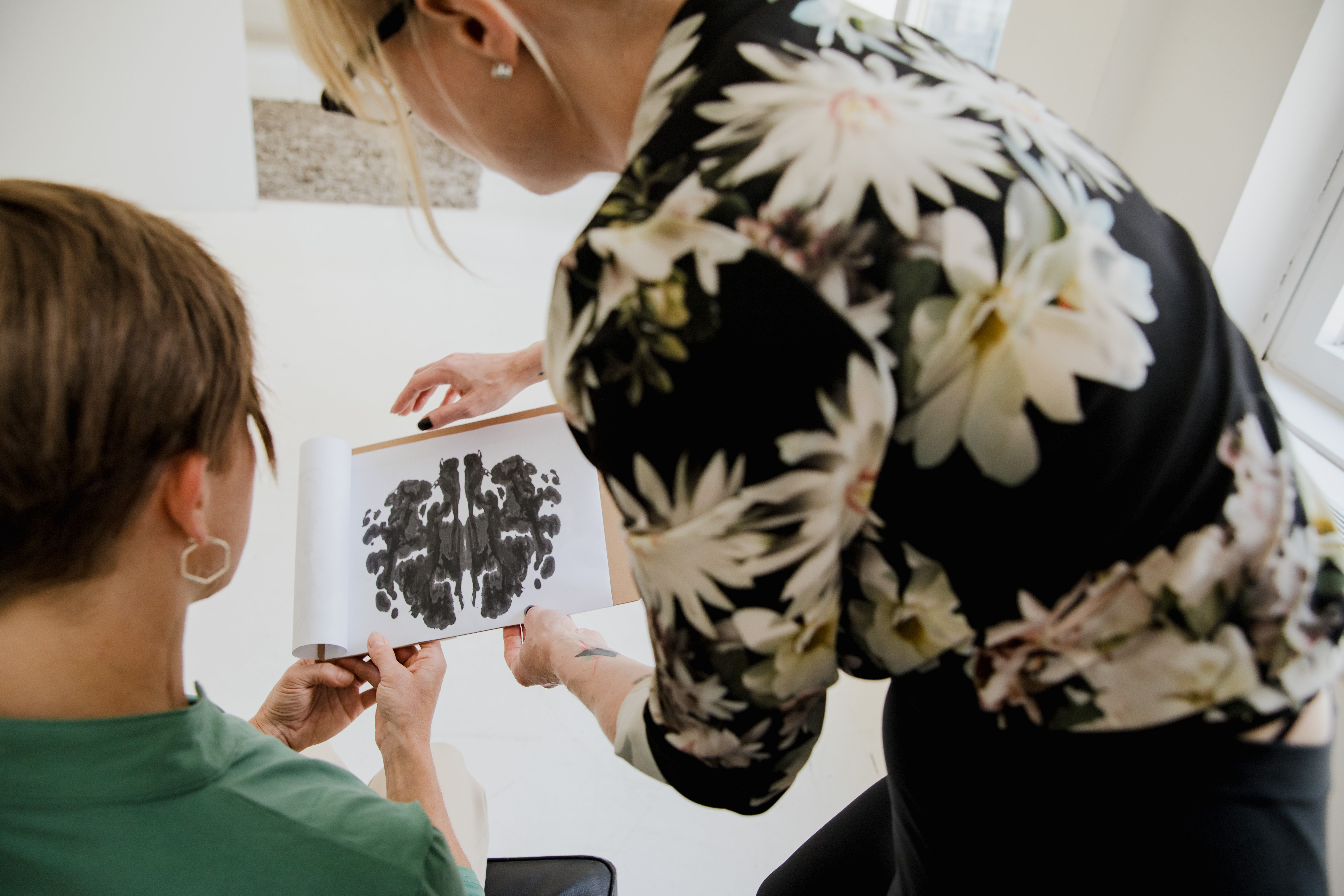 Therapist Teaching Photos Download The Best Free Therapist Teaching