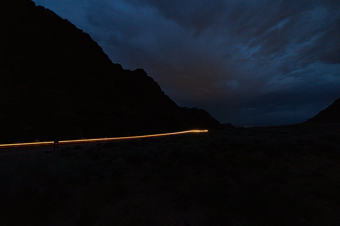 Fotos de stock gratuitas de camino en la noche, carretera, cielo caprichoso
