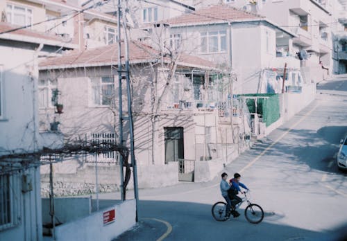 Бесплатное стоковое фото с беззаботный, велосипед, город