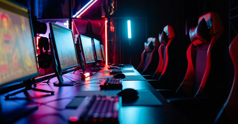 Marketplaces de clés de jeux : comment Instant Gaming & co cassent les prix (et gagnent des millions)