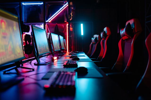 Streamer at a lit desk setup — Yan Krukau on Pexels