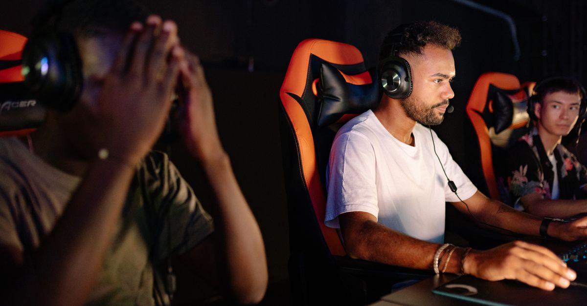 Обложка: Я, MieRo, ATF, 33 и Noticed — Collapse составил список лучших оффлейнеров на Esports World Cup 2026
