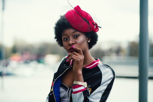 Kostnadsfri bild av afrikansk amerikan kvinna, flicka, ha på sig