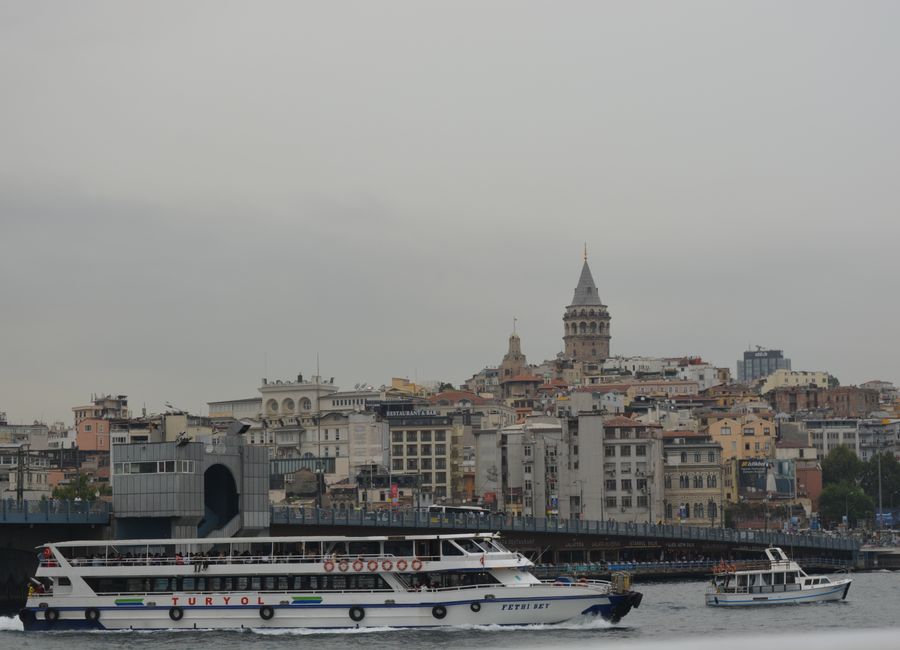 Istanbul, Turkey — a travel moment · stay connected with a Istanbul eSIM from My Holiday SIM