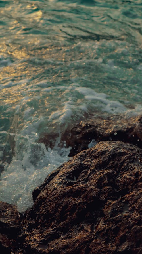 Crashing Waves on the Rocky Shore