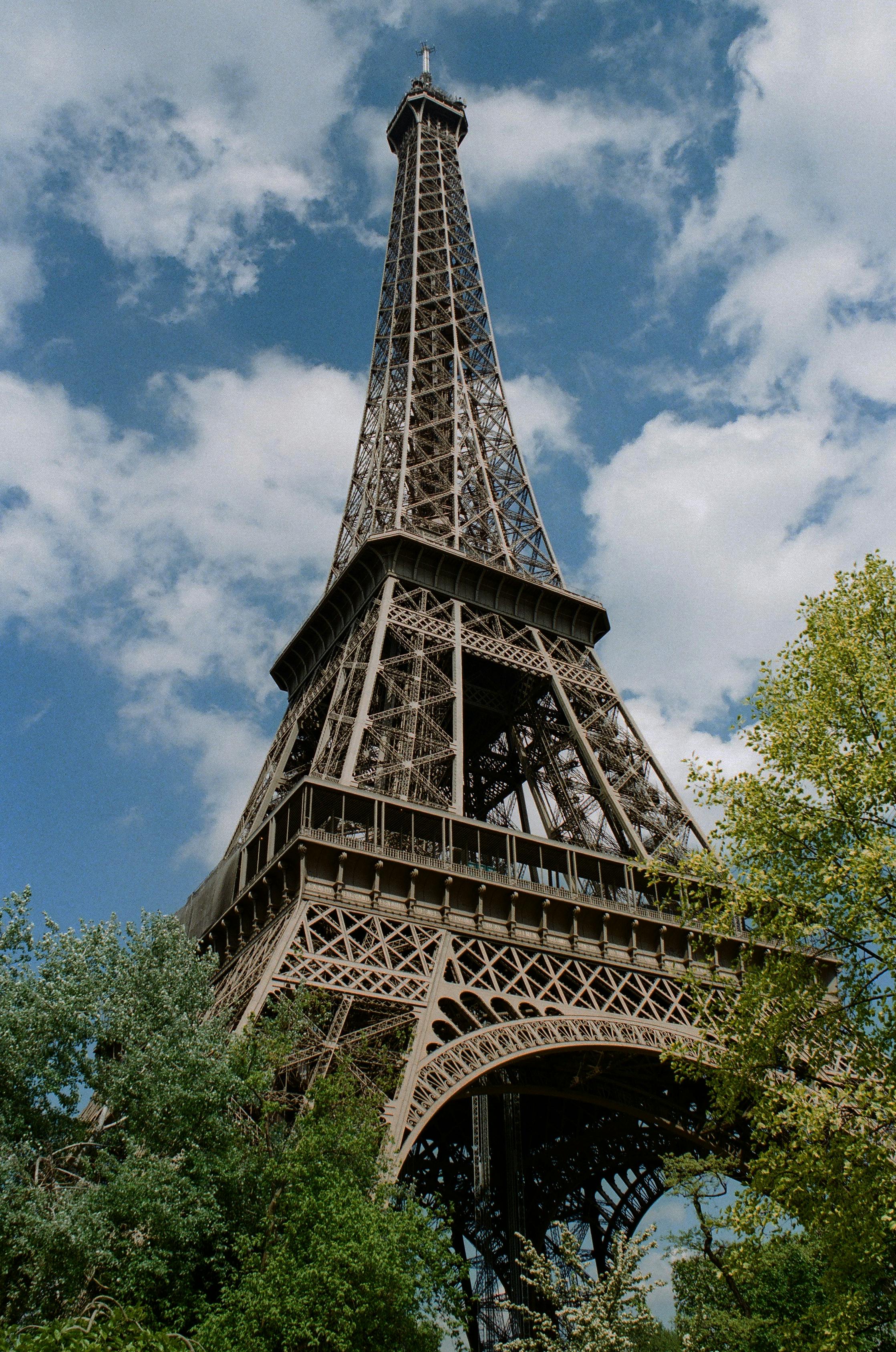 Torre Eiffel, París Francia Fondo De Pantalla Digital · Foto de stock  gratuita