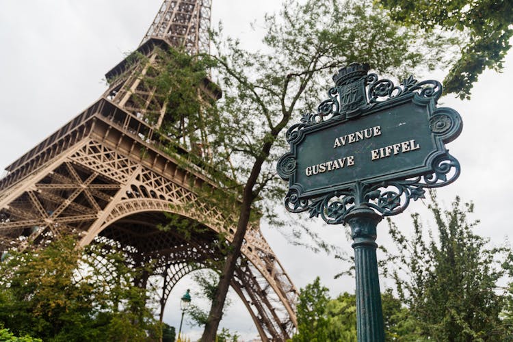 A Signage Near The Eiffel Tower