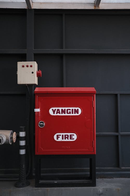Gratuit Imagine de stoc gratuită din dulap de incendiu, fotografiere verticală, siguranță Fotografie de stoc