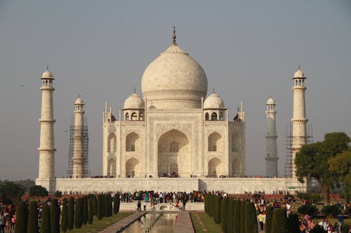 Amazing Taj Mahal under Gloomy SKy 