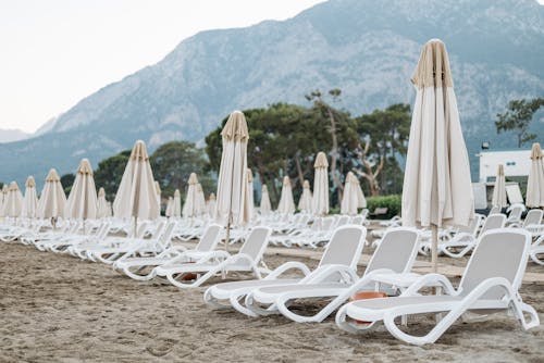 Gratis stockfoto met leeg, parasols, resort