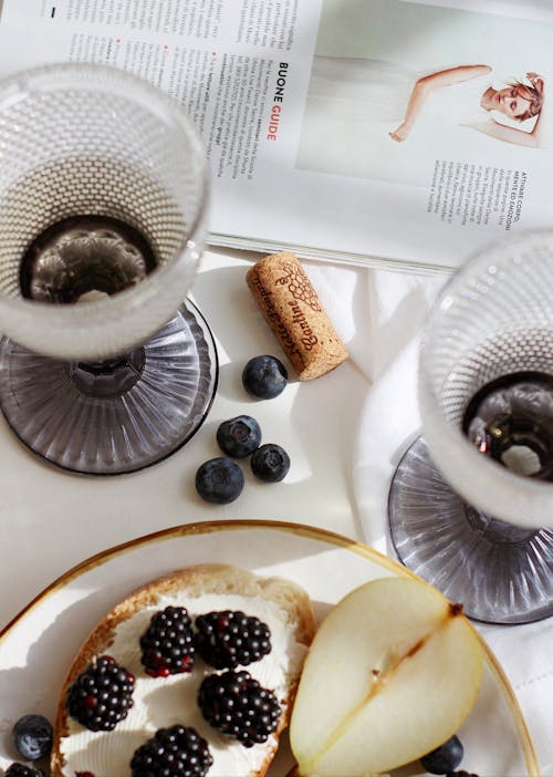 Foto profissional grátis de alimento, amoras, cortiça do vinho