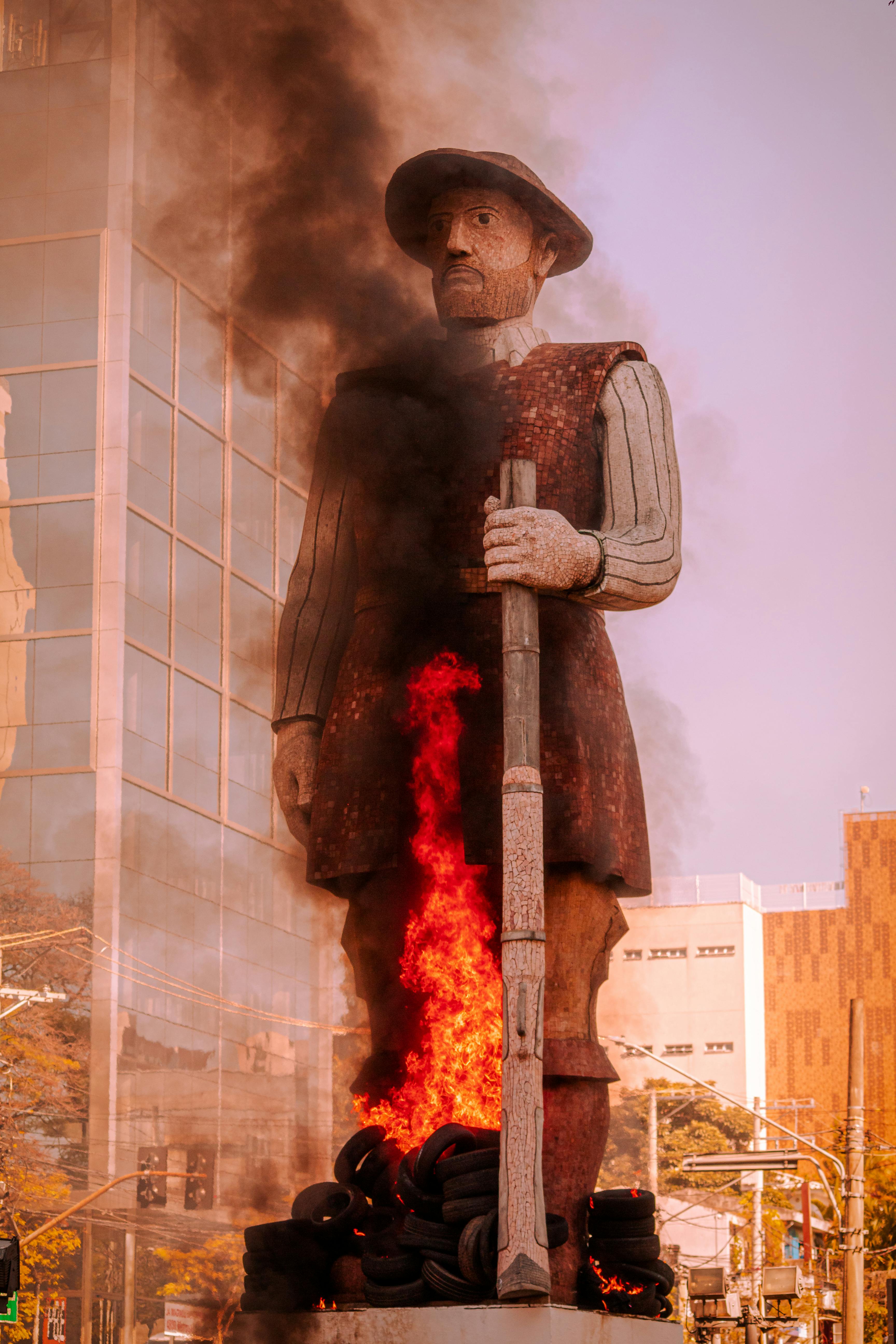 Burning Statue · Free Stock Photo