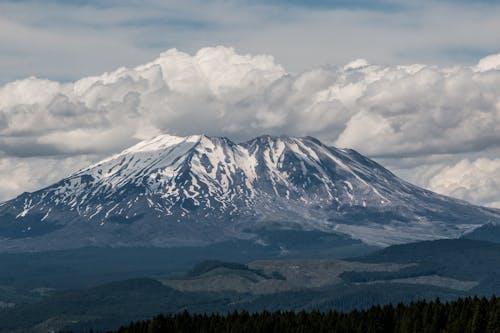 The Mount Saint Helens Volcano