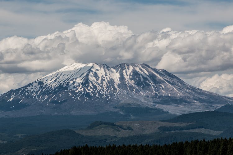 The Mount Saint Helens Volcano