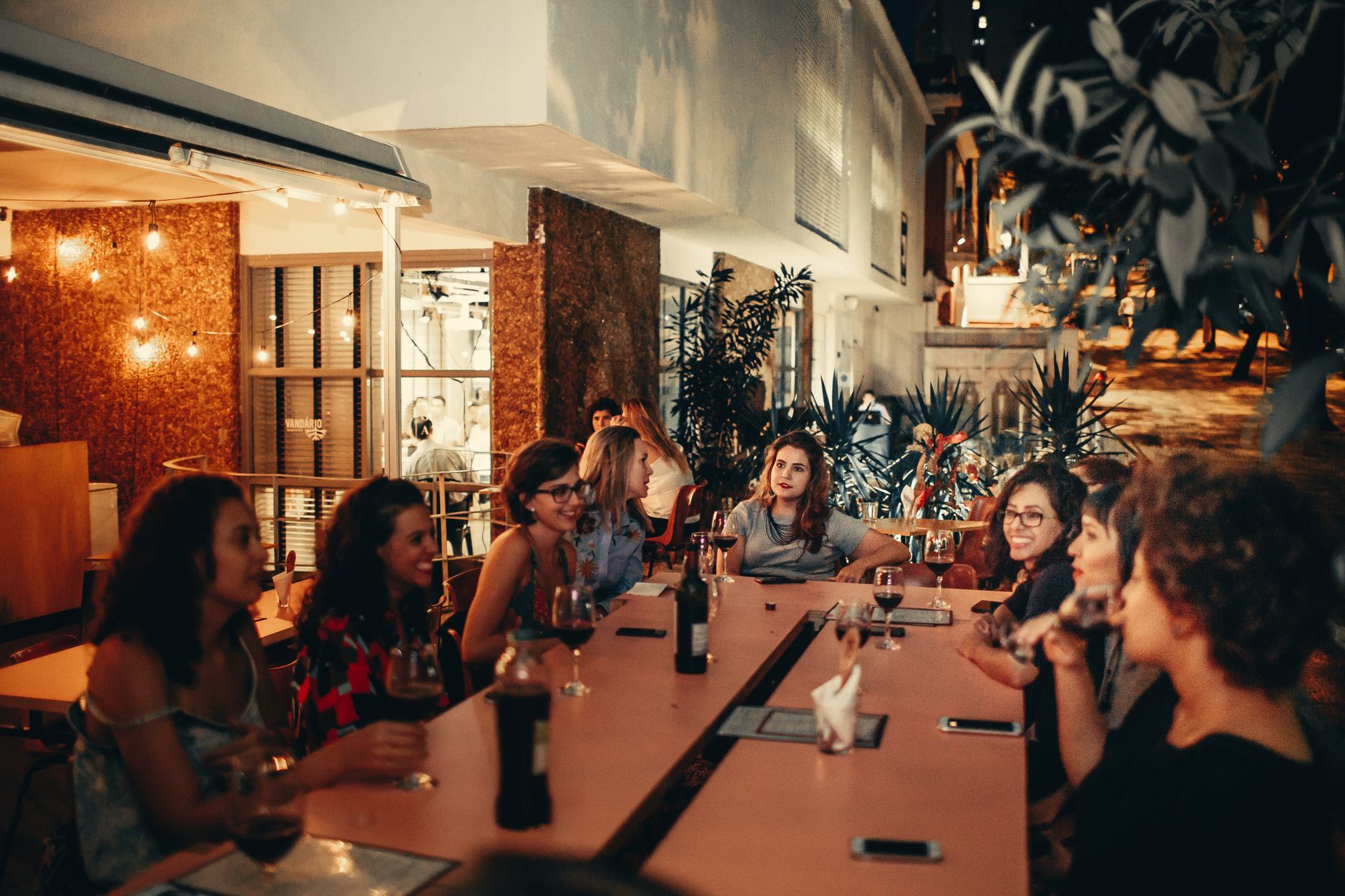 The Hidden Cost of Splitting Dinner: How Group Dining Etiquette Drains Your Wallet