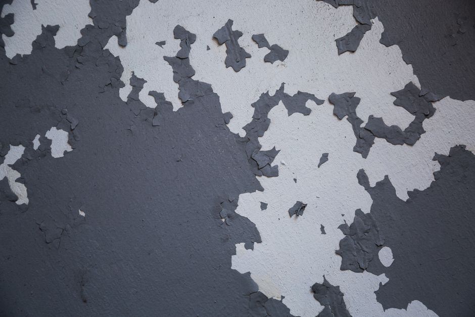 Solving Paint Peeling Problems in Humid Nigerian Homes
