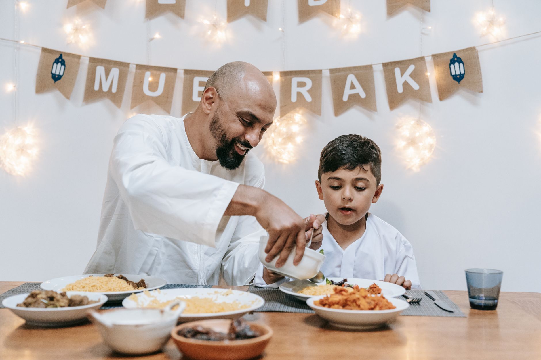 Zatkli ho počas ramadánu. O osem dní neskôr si rodina vyzdvihla jeho telo