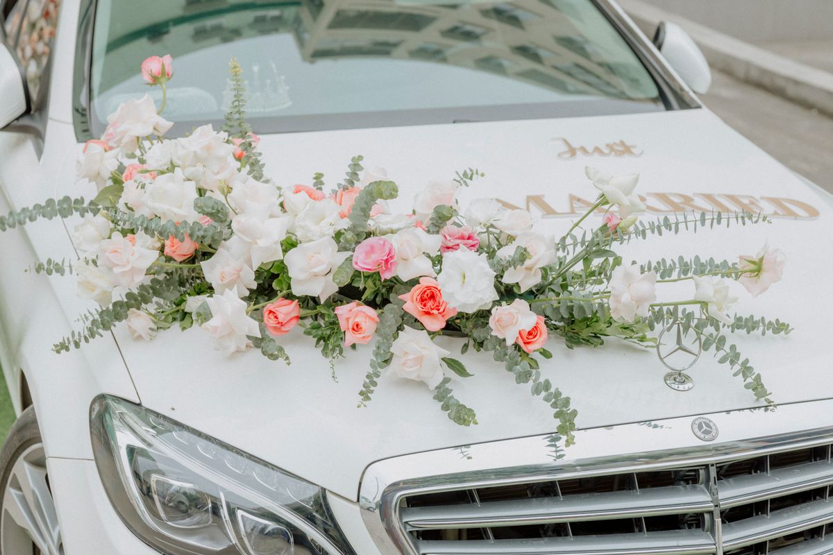 Royal Full-Car Decoration