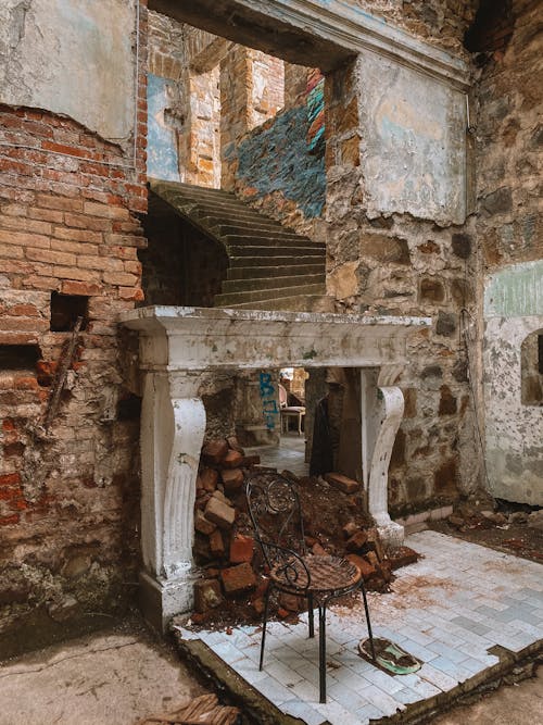 垂直拍攝, 廢墟, 房子 的 免費圖庫相片