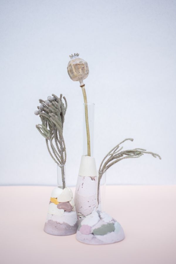 Dried stems in poured vessels — Katrin Bolovtsova on Pexels