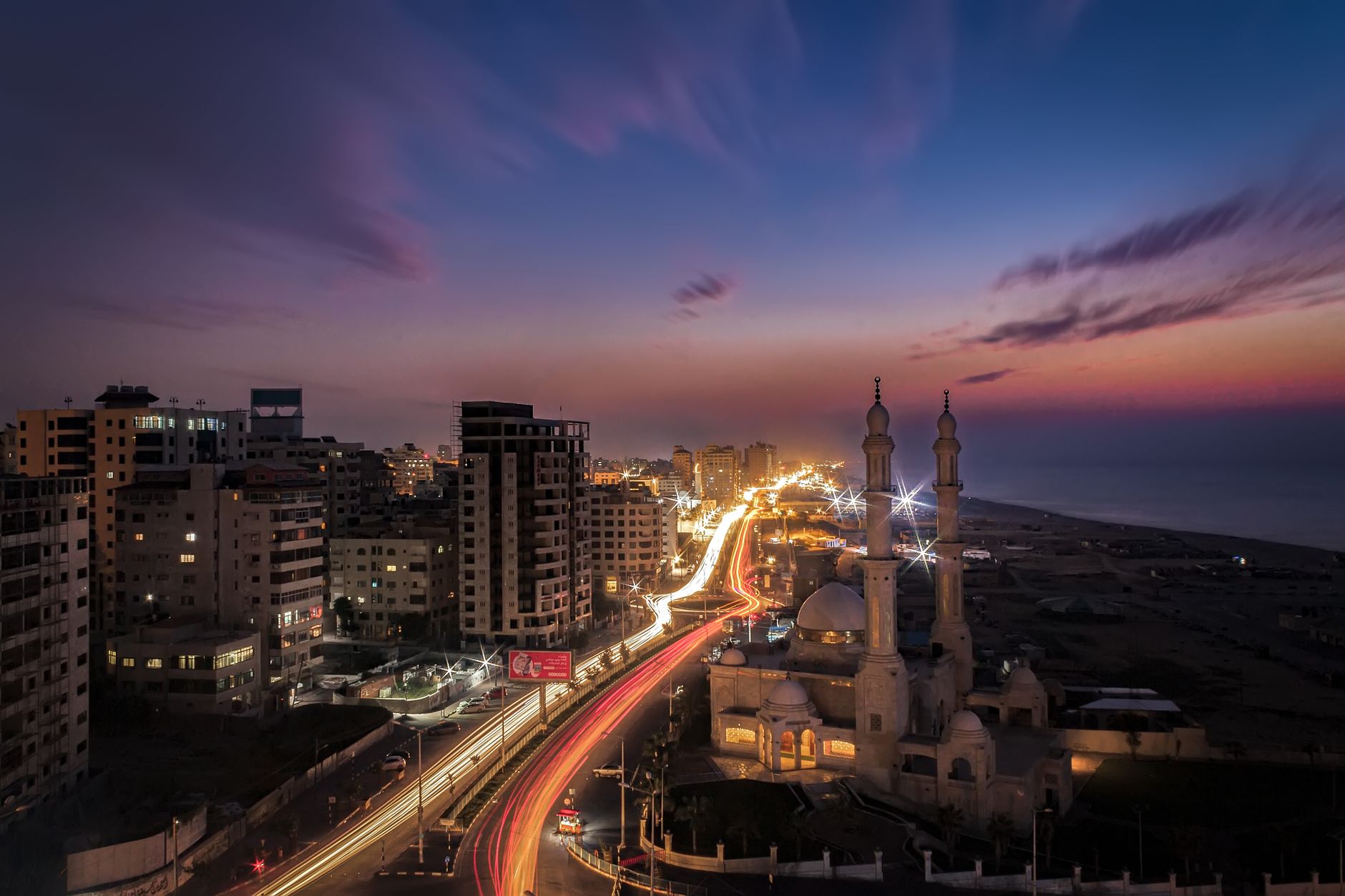 Gaza City residents set to return as Israel bombs before ceasefire starts
