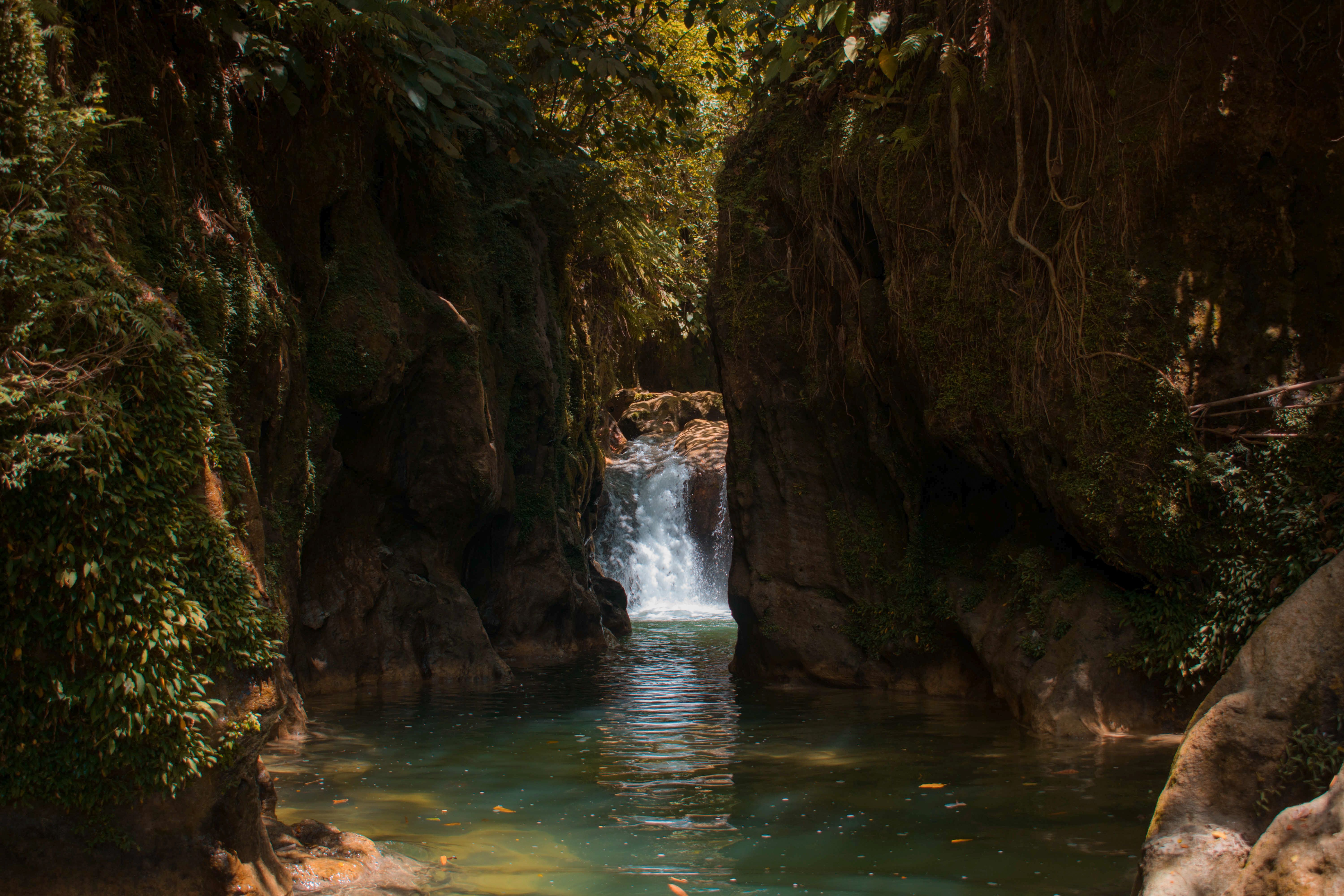 Canyoning aux cascades de Tad Sae