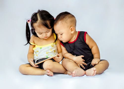 Kostenloses Stock Foto zu gucken, junge, kinder