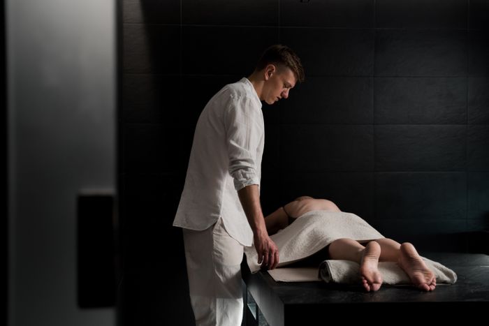 Therapeutic body massage for pain relief