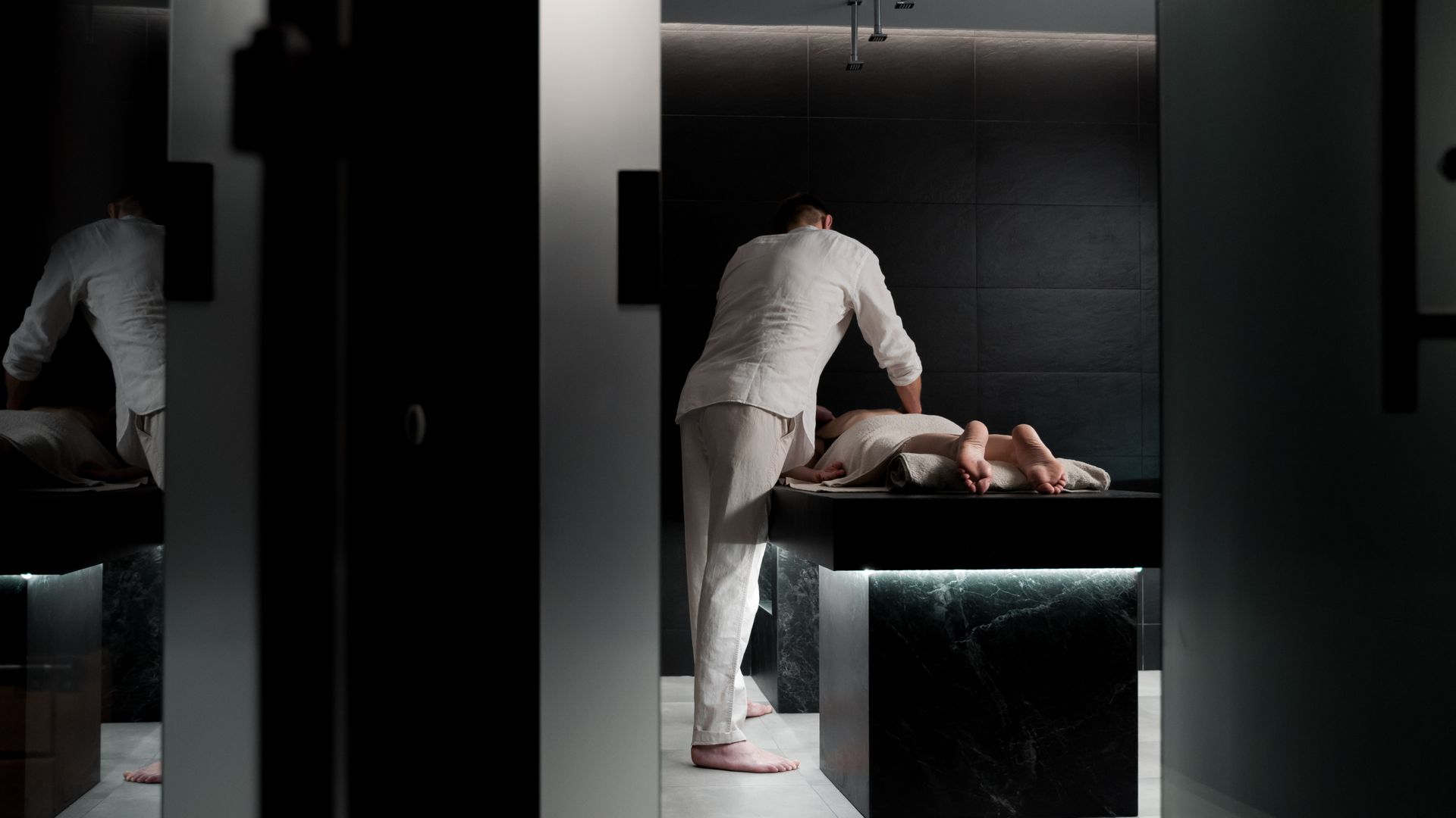 DAMINI Luxury Spa Indore