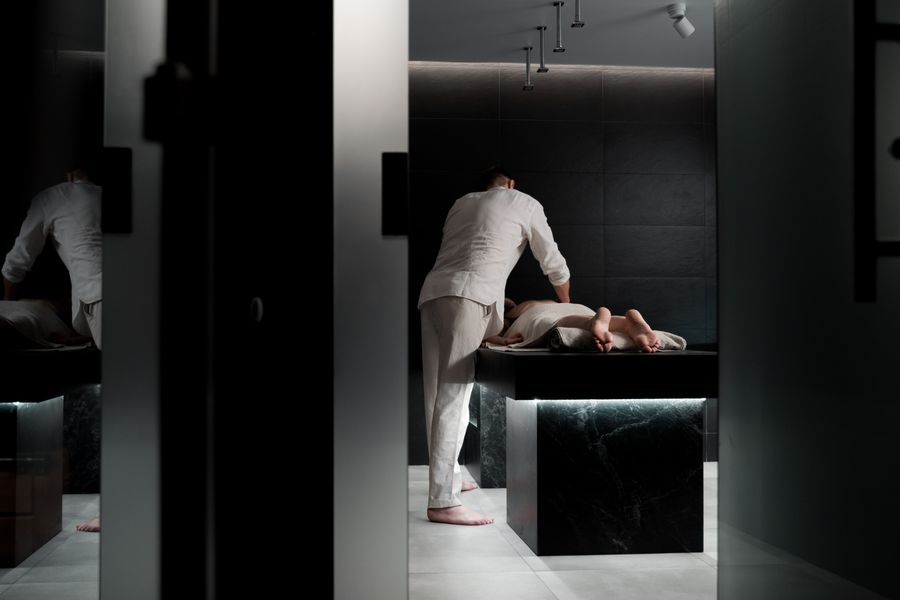 Back relaxing massage