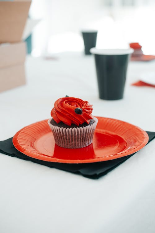 Kostenloses Stock Foto zu cupcake, dessert, essensfotografie