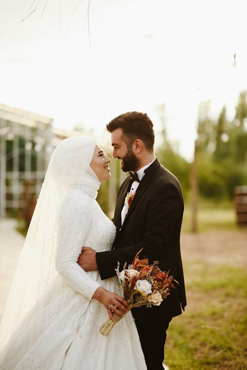 Základová fotografie zdarma na téma blízkost, dvojice, hidžáb