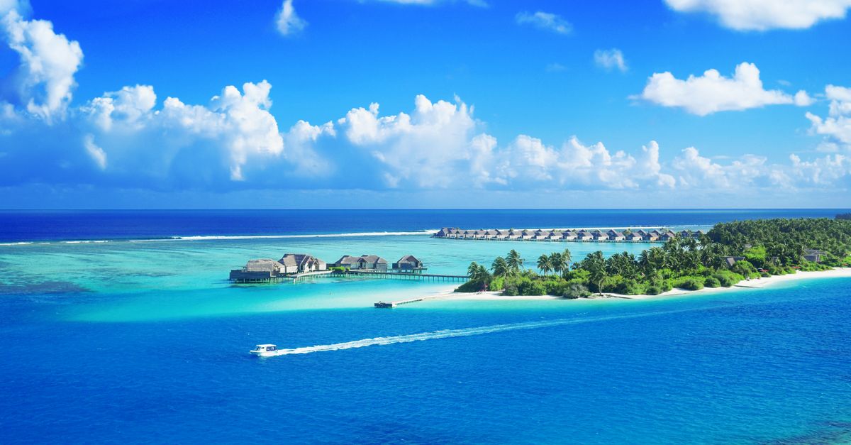 CROSSROADS Maldives Targets GCC Market with Seasonal Summer Packages