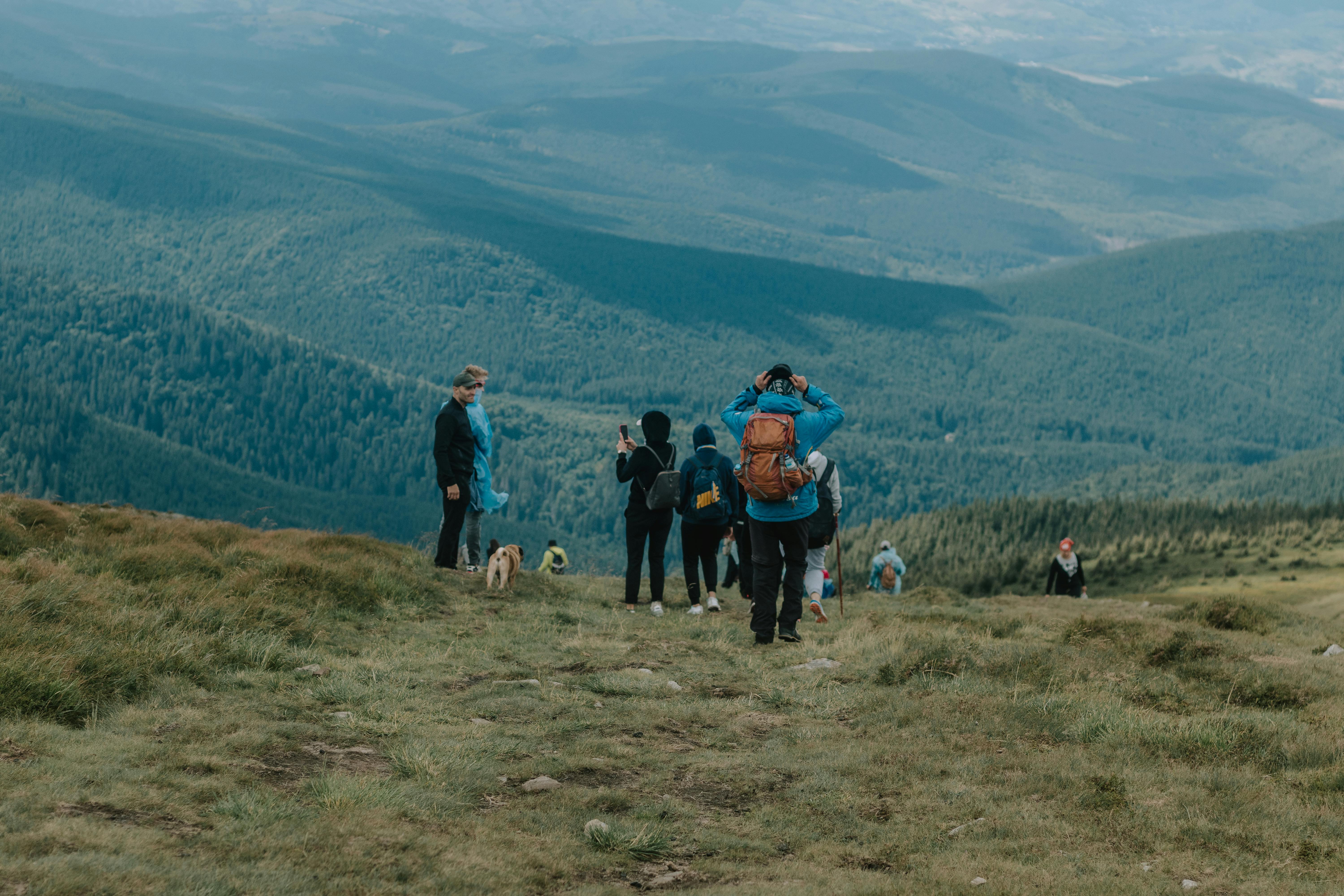 Take 5: Outdoor recreation sector, fuel prices and remote workers — Photo by artawkrn on Pexels