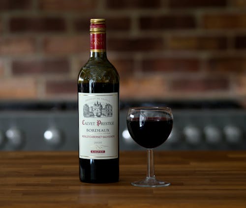 Kostnadsfri bild av dryck, flaska vin, glas vin