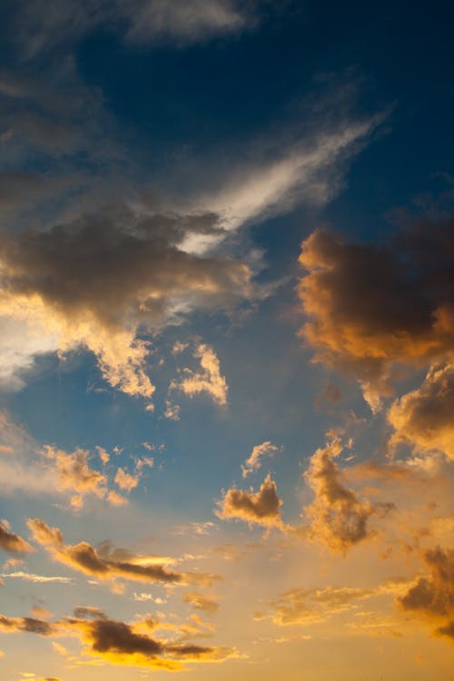 Gratis lagerfoto af dramatisk himmel, dramatiske skyer, skyer