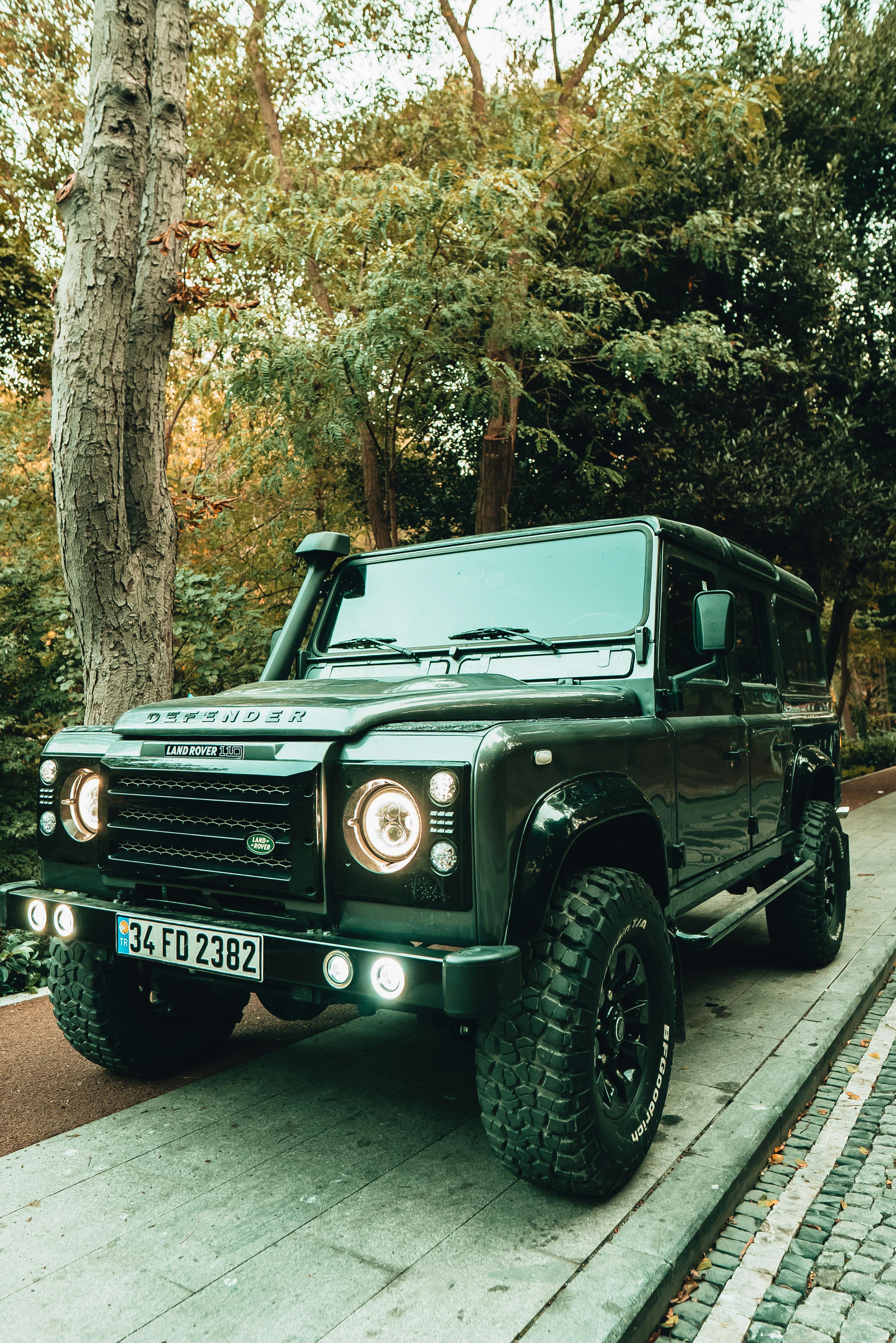 1125x2436 Land Rover Defender 90 V8 Carpathian Edition Jump Iphone  XS,Iphone 10,Iphone X ,HD 4k Wallpapers,Images,Backgrounds,Photos and  Pictures