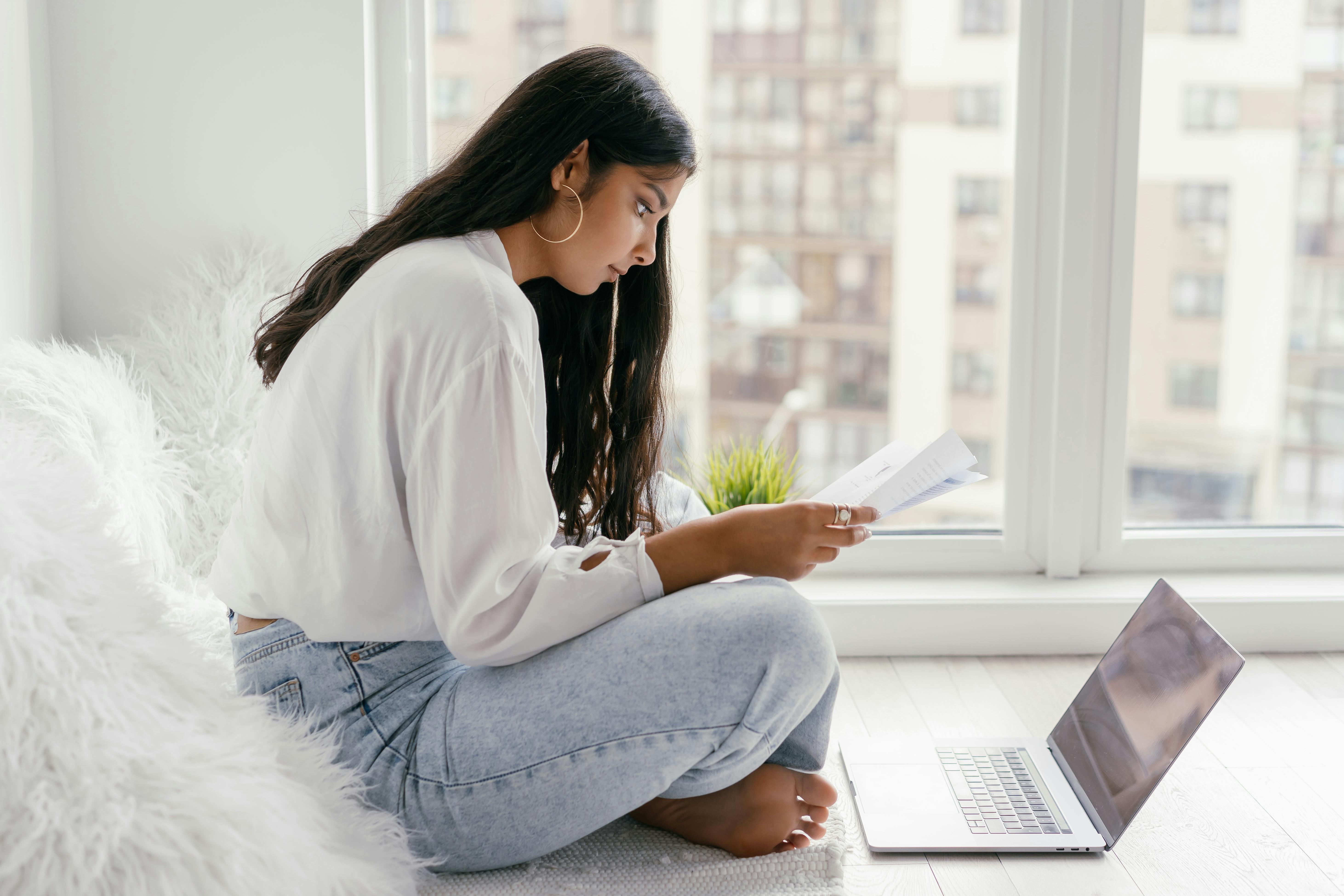 Letter: Work, study from home to maximize productivity - Honolulu Star — Photo by Mikhail Nilov on Pexels