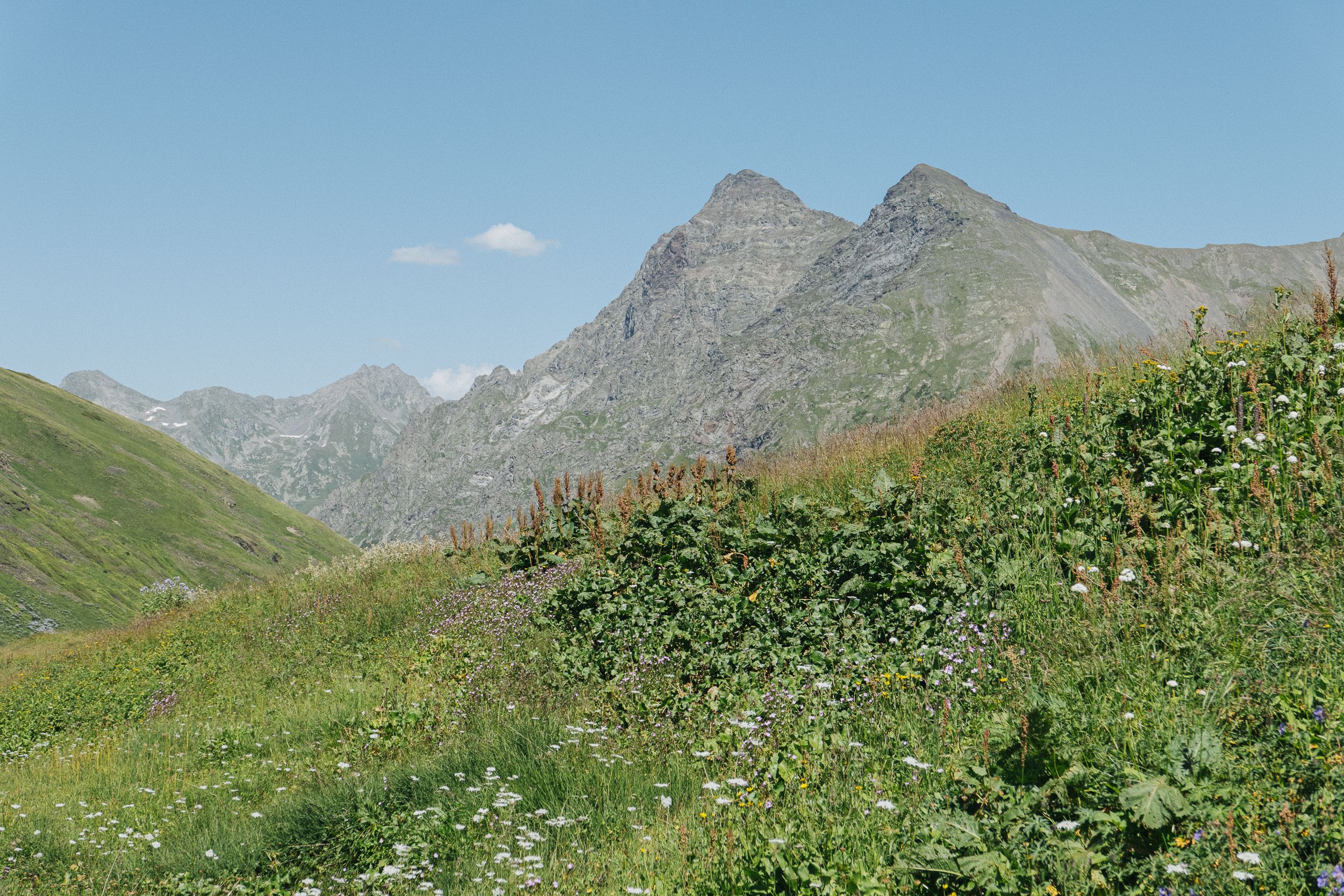 Pigra Cable Car & Village Viewpoint