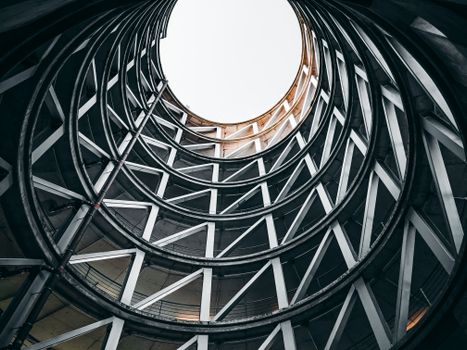 Qual a Vida Útil de uma Estrutura Metálica? Descubra o que Influencia a Longevidade do Aço - imagem 3