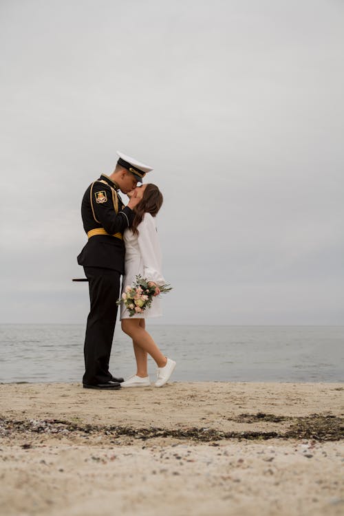 Fotos de stock gratuitas de amor, besando, cariñoso