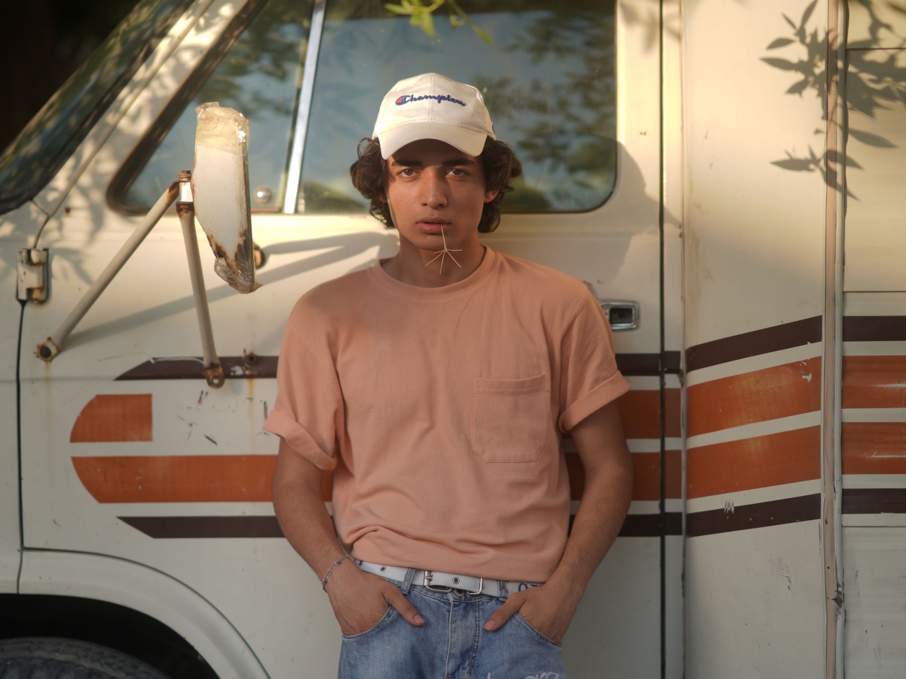 Cowbit — man and van team loading a removal van