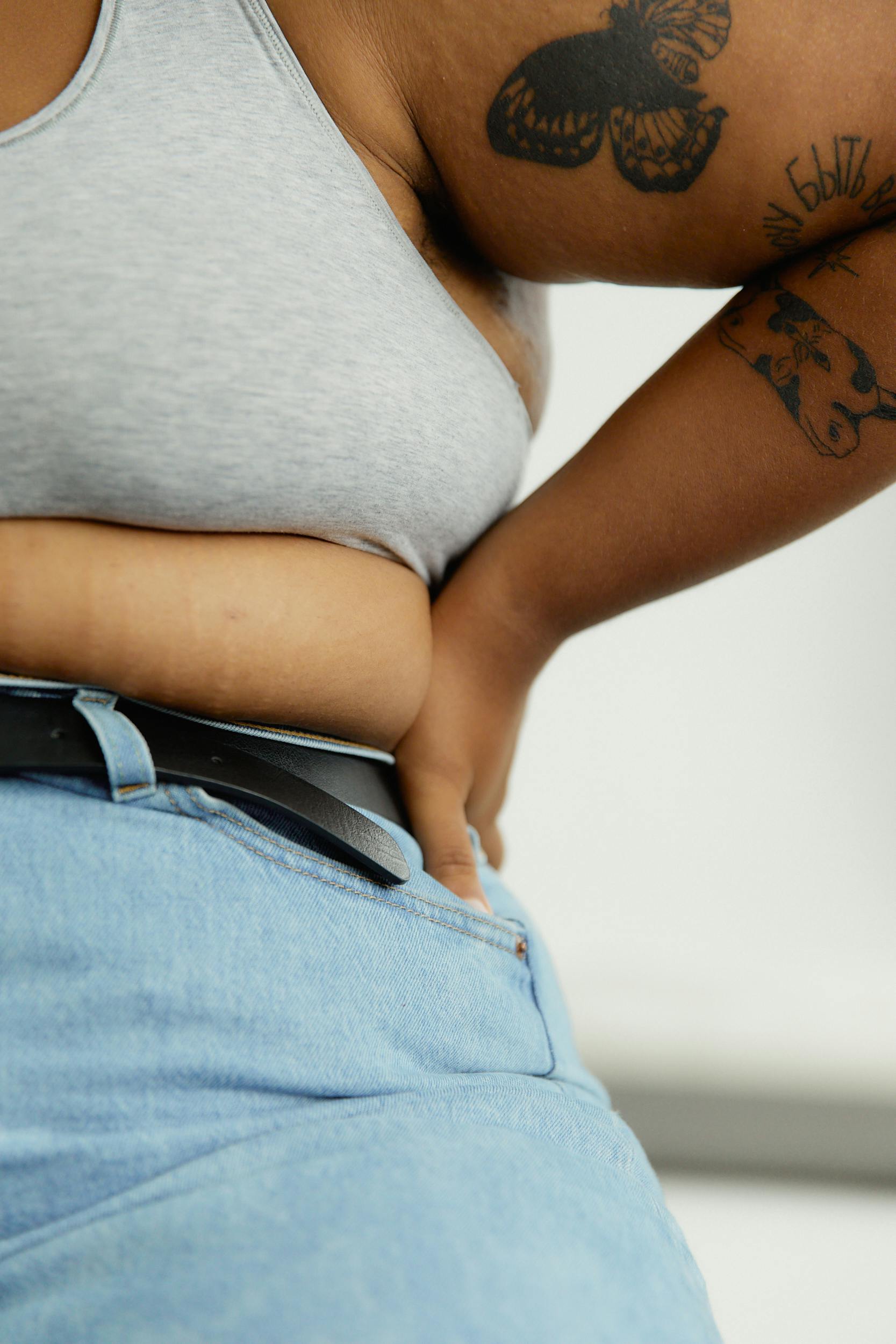 What does it mean when your stomach is hard?