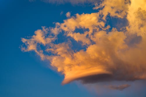 Foto stok gratis awan, di luar rumah, gumpalan awan