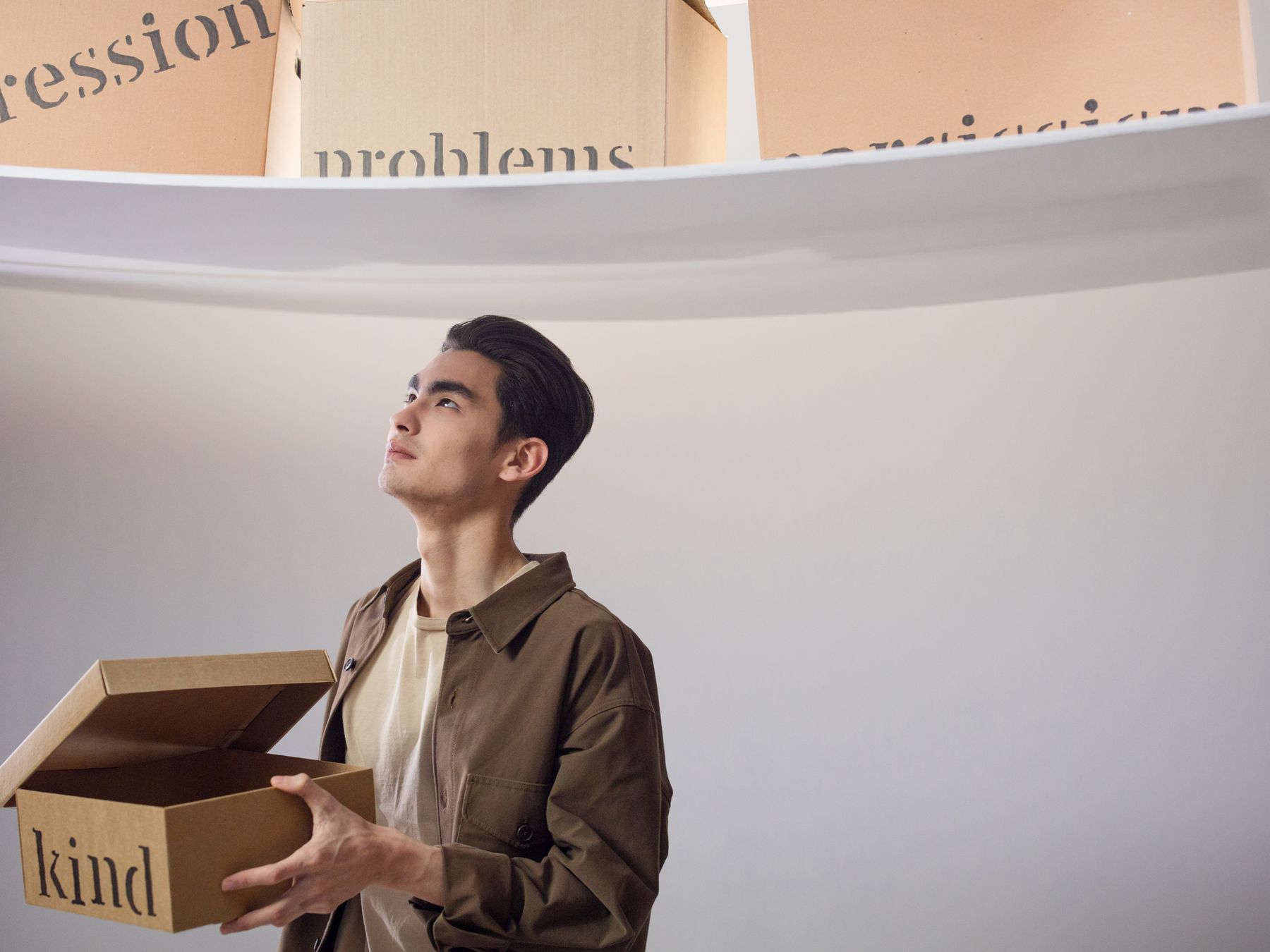 Marston Moretaine — student move with boxes and a van
