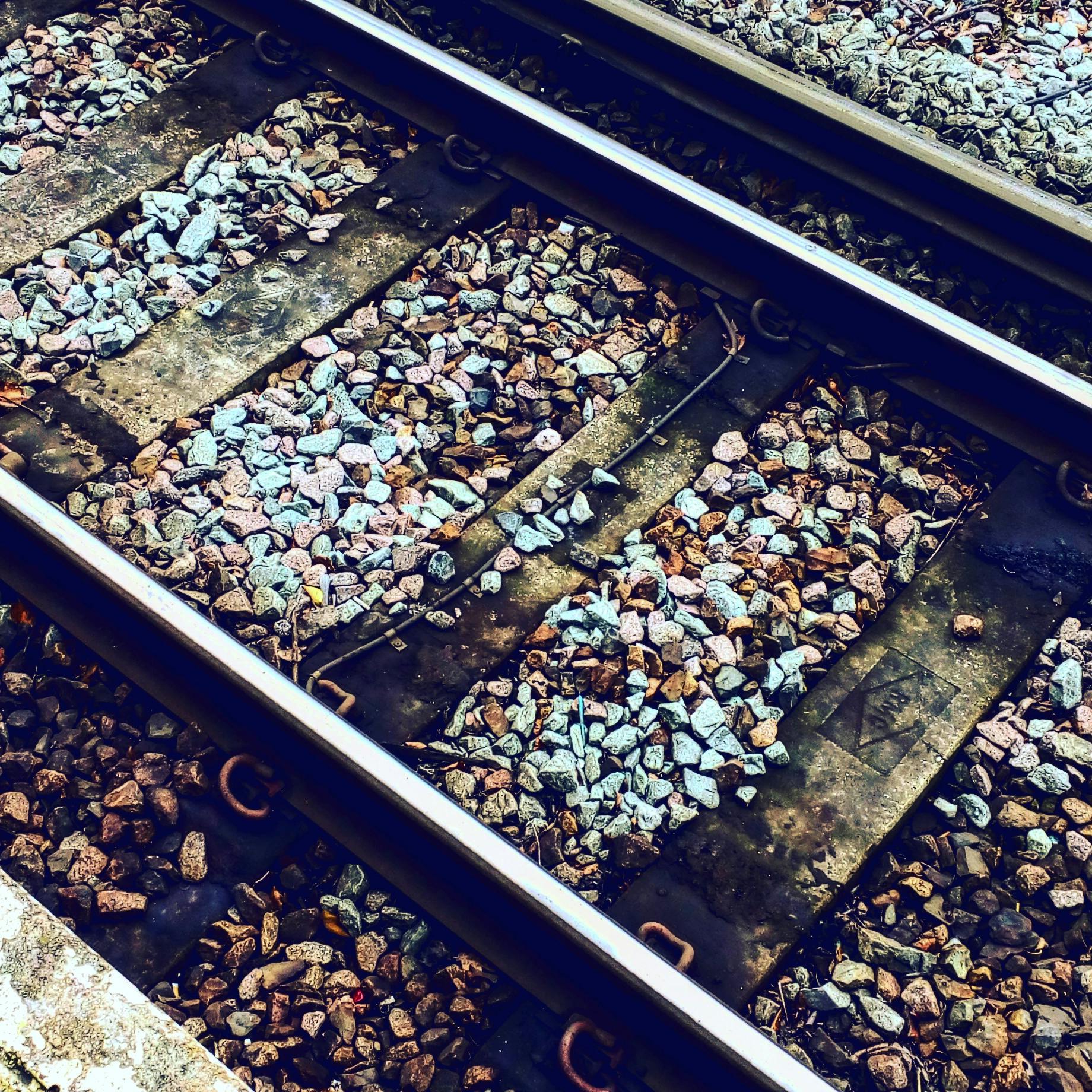 Kostenloses Foto zum Thema bahngleis, bahnstrecke, beratung