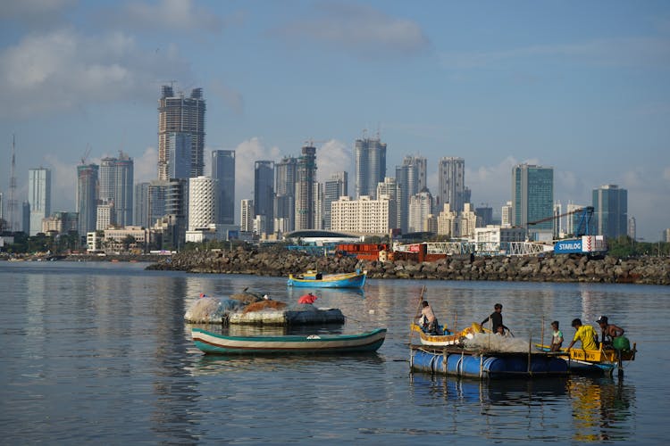 Mumbai City And Fishers In The Sea