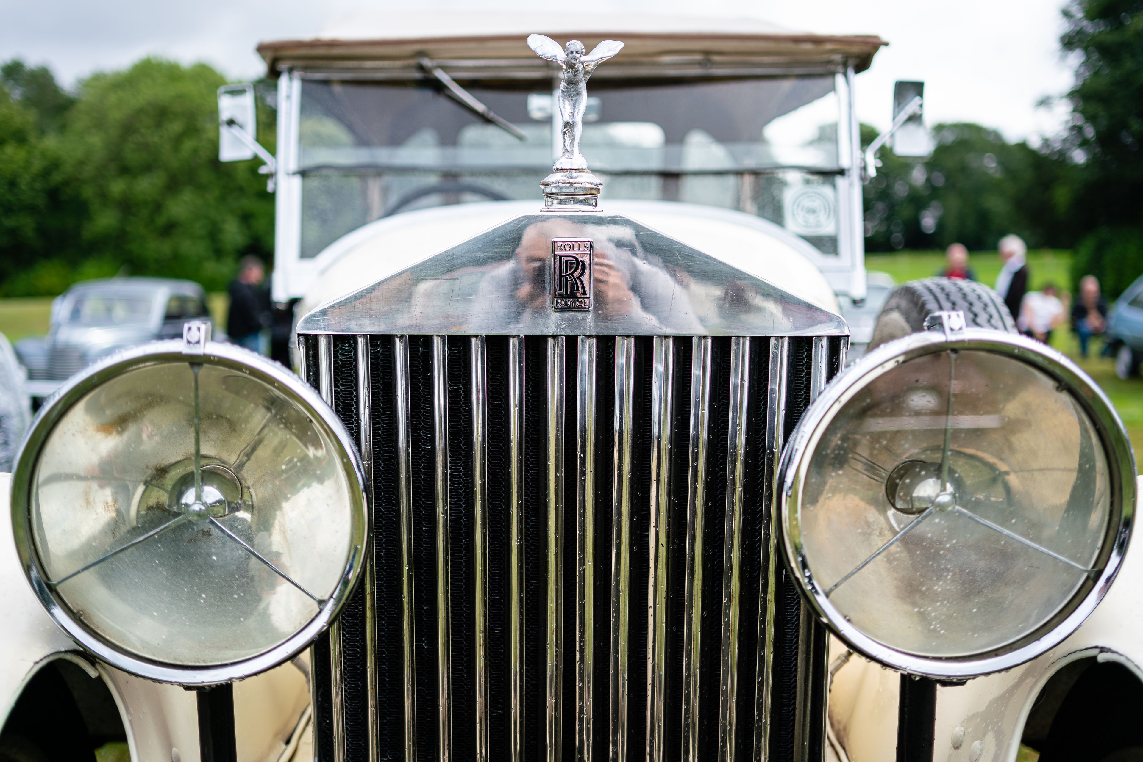 Rolls-Royce Cullinan chauffeur driven car
