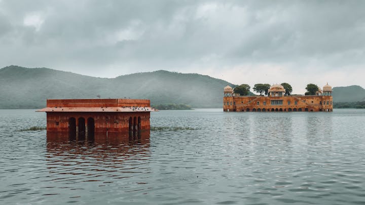 AWS Lake Formation vs Azure Data Lake vs Google Cloud Data Lake