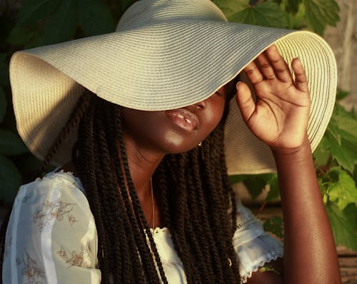 бесплатная Бесплатное стоковое фото с афро-американец, женщина, косички Стоковое фото